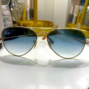 Ray-Ban Original Aviator Sunglasses